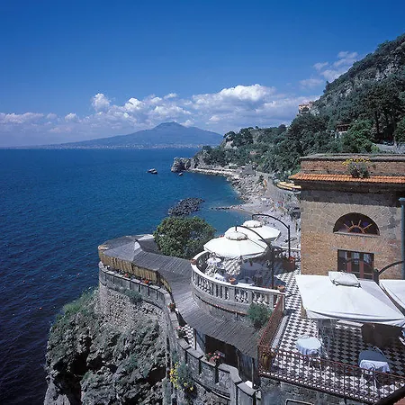 Hotel Scrajo Wellness & Mineral Spa Neapolitan Riviera